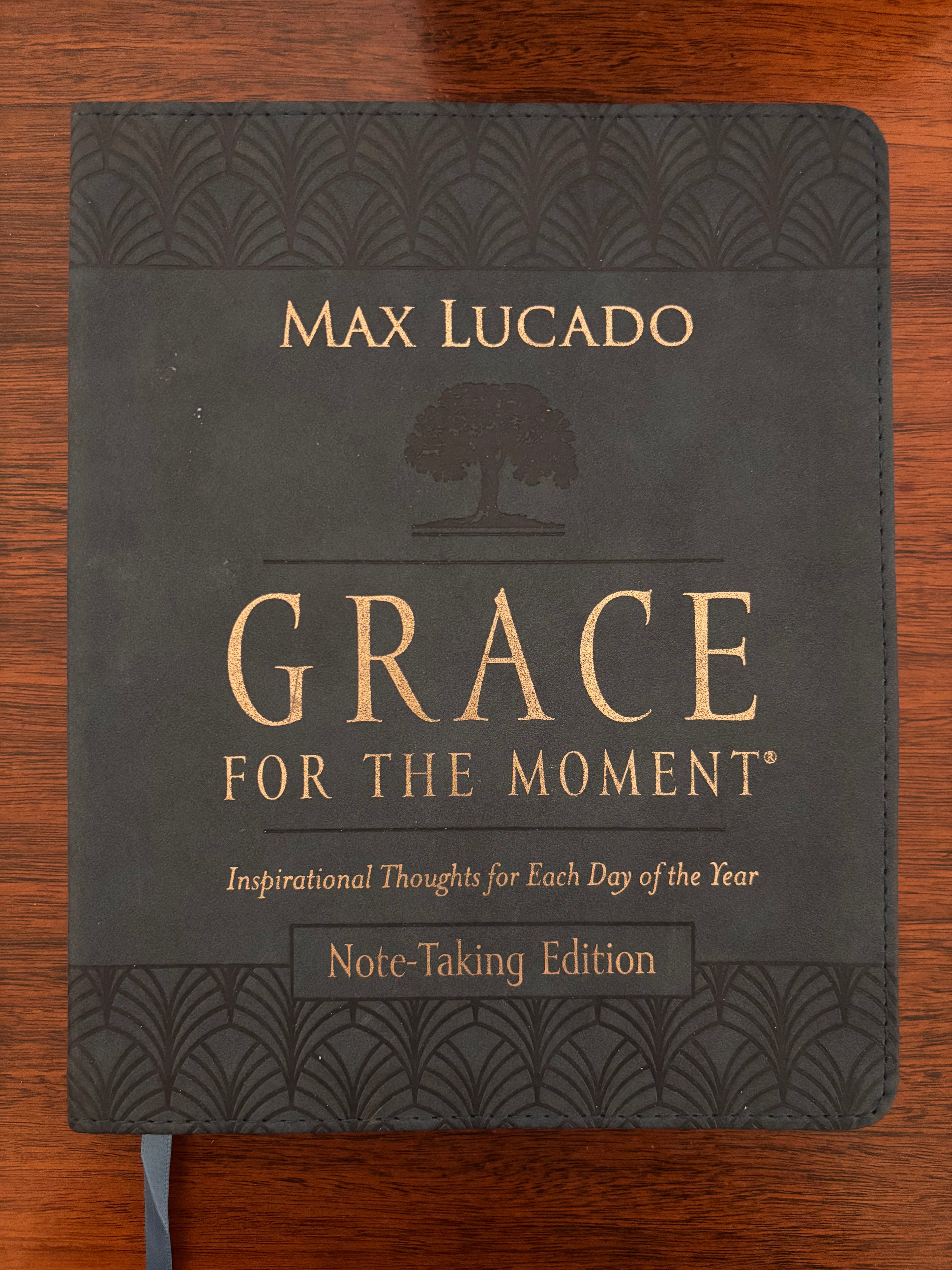 Grace for the Moment Inspirational Thoughts for Each Day of the Year (Note Taking Edition)